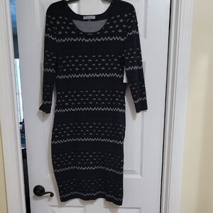 Danny & Nicole Black and Gray Long Sleeve Dress